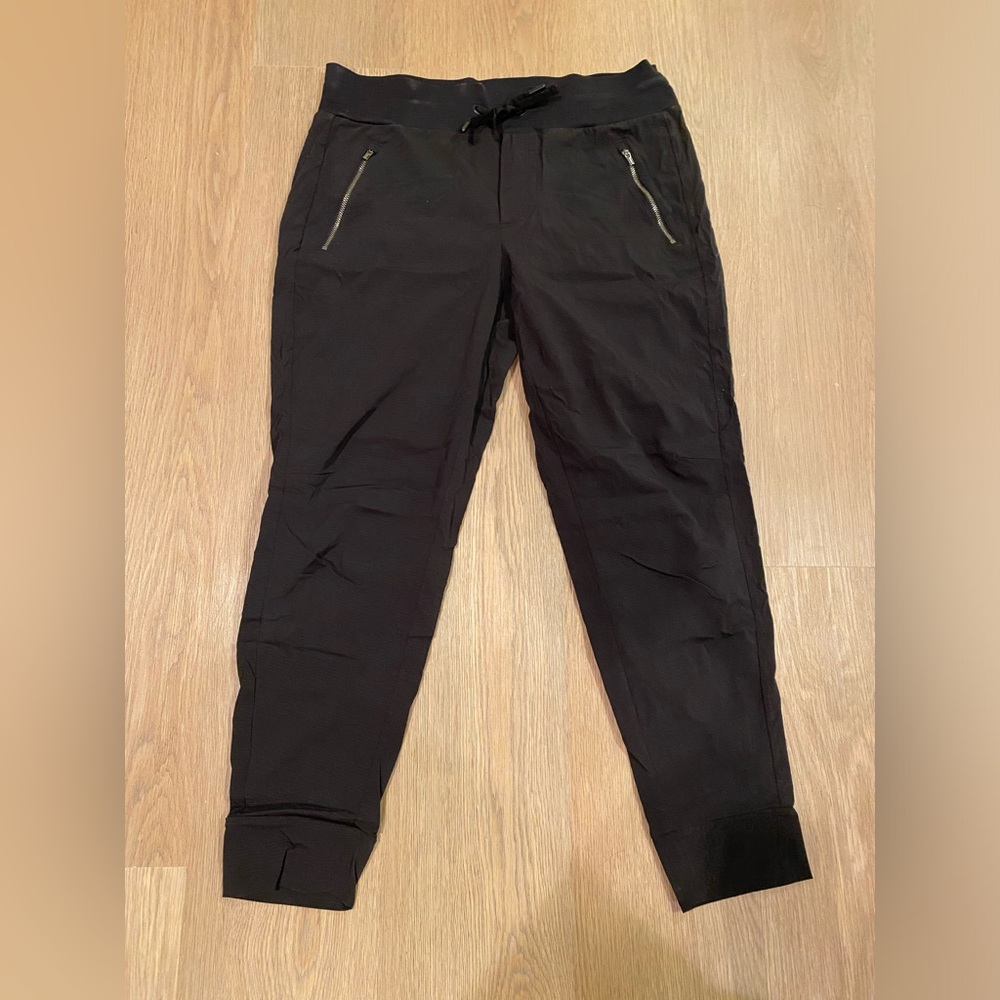 Athleta Trekkie Jogger